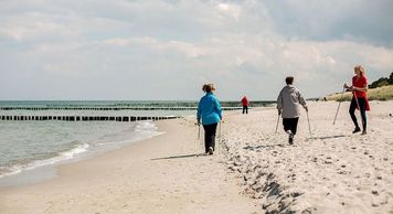 Nordic Walking am Ostsee Strand